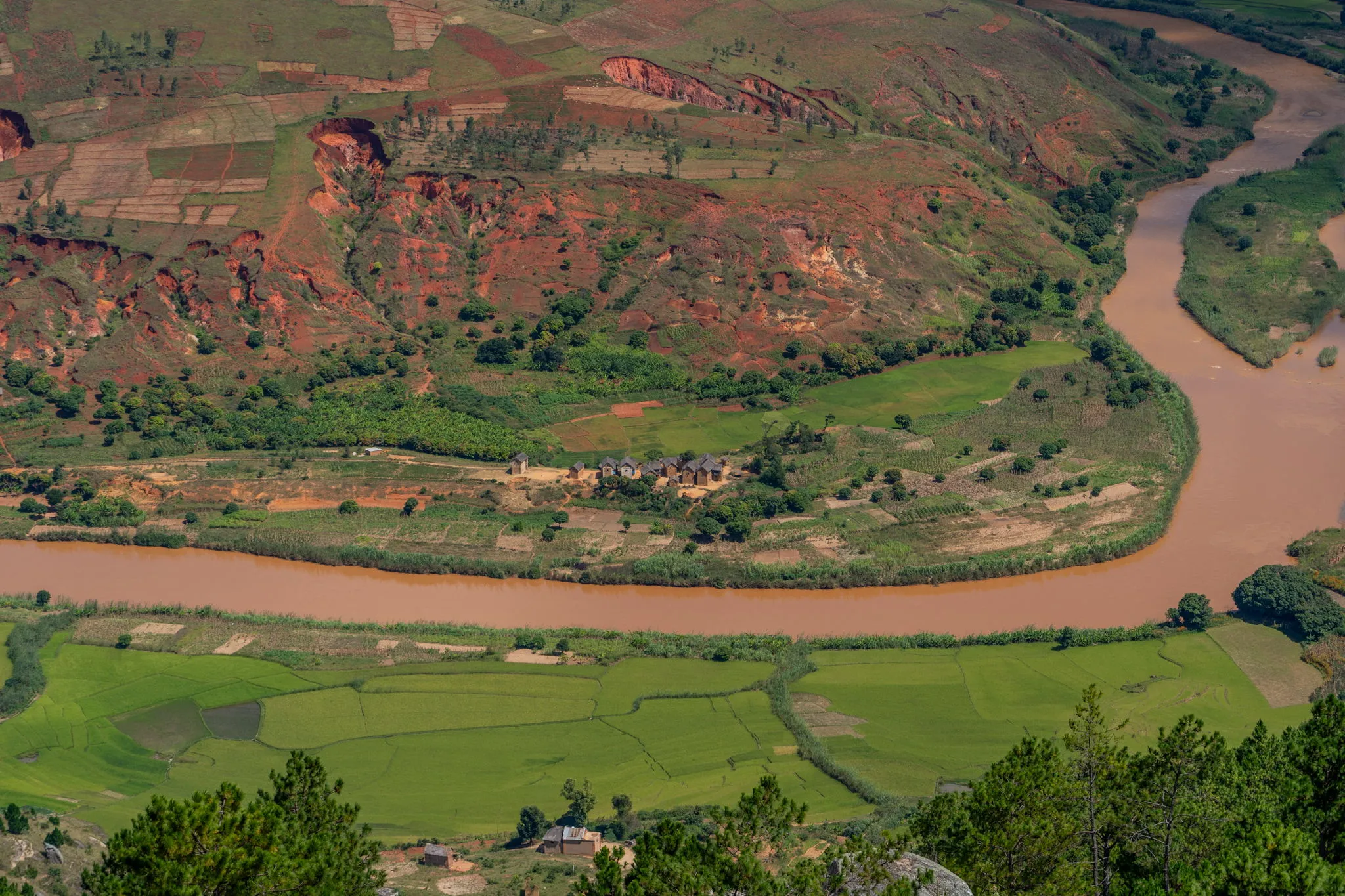 Erosion above the rice